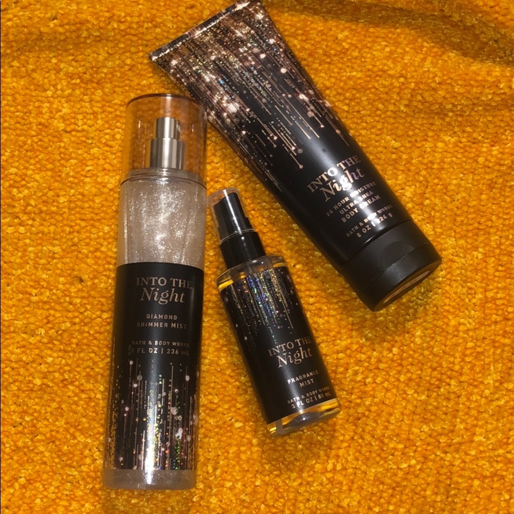 Bath and body works into the night 3 piece set